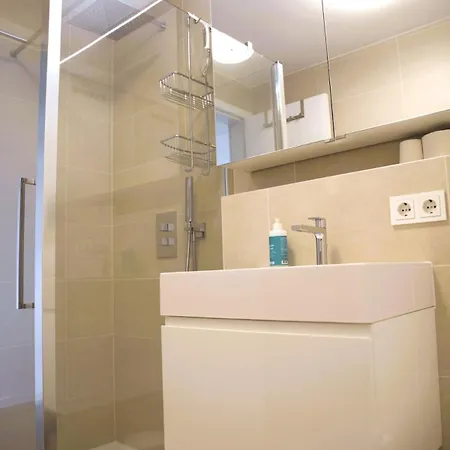 Beautiful Exclusive In Cloche D'or * Luxembourg